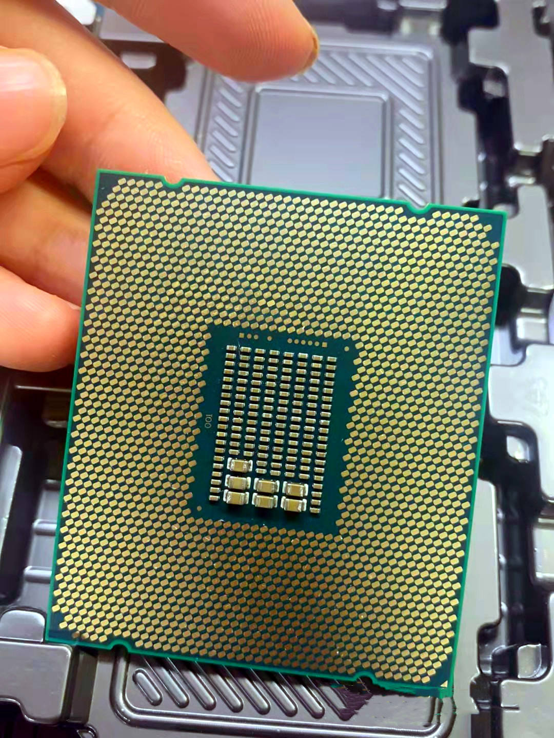 Original Server Cpu Intel Xeon - E5 2699 V4 review and price